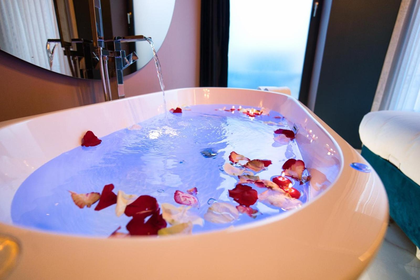 Life Voyage Residence & Spa - Strasbourg'S City Center Luxury Experience Экстерьер фото